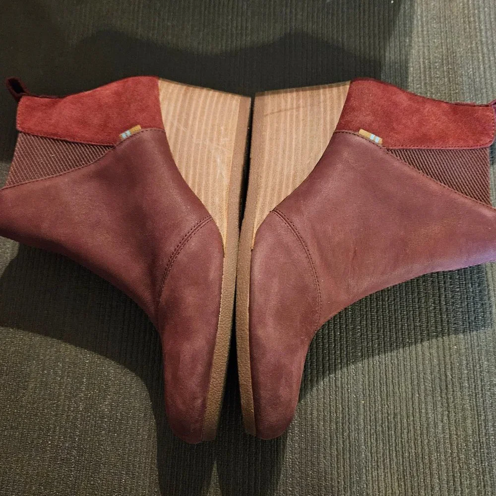 Tom's Kelsey wedge burgandy leather and suede 8.5M - Picture 2 of 5